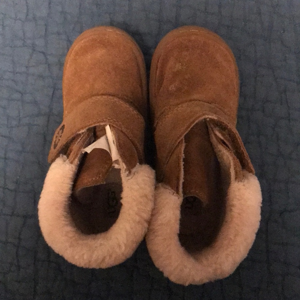 UGG TODDLER SHOES